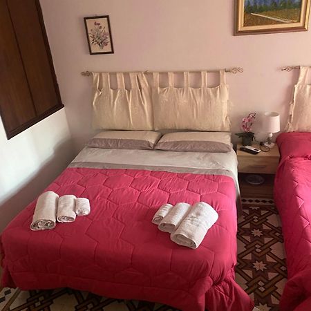 B&B Con Cucina La Ninfea Caltagirone Exterior photo
