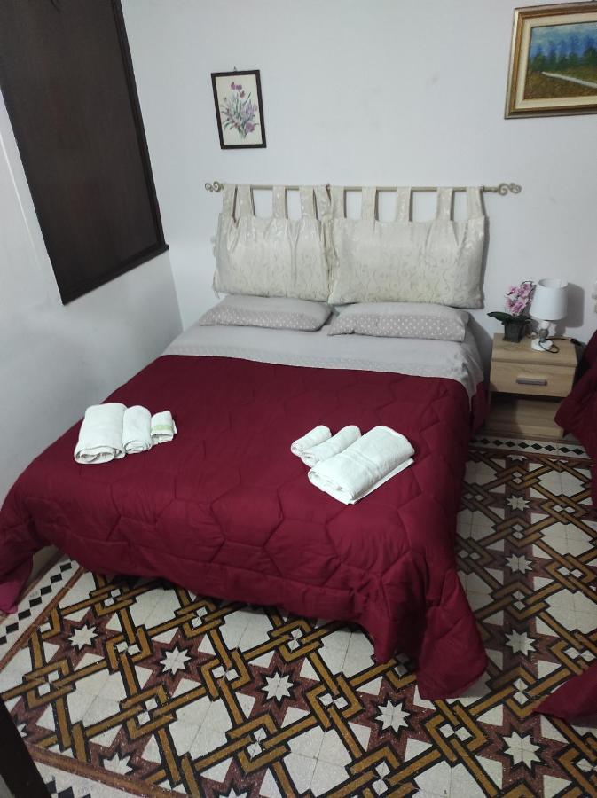 B&B Con Cucina La Ninfea Caltagirone Exterior photo