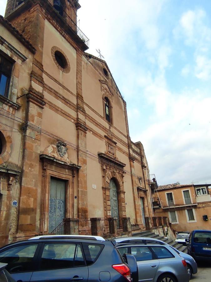 B&B Con Cucina La Ninfea Caltagirone Exterior photo