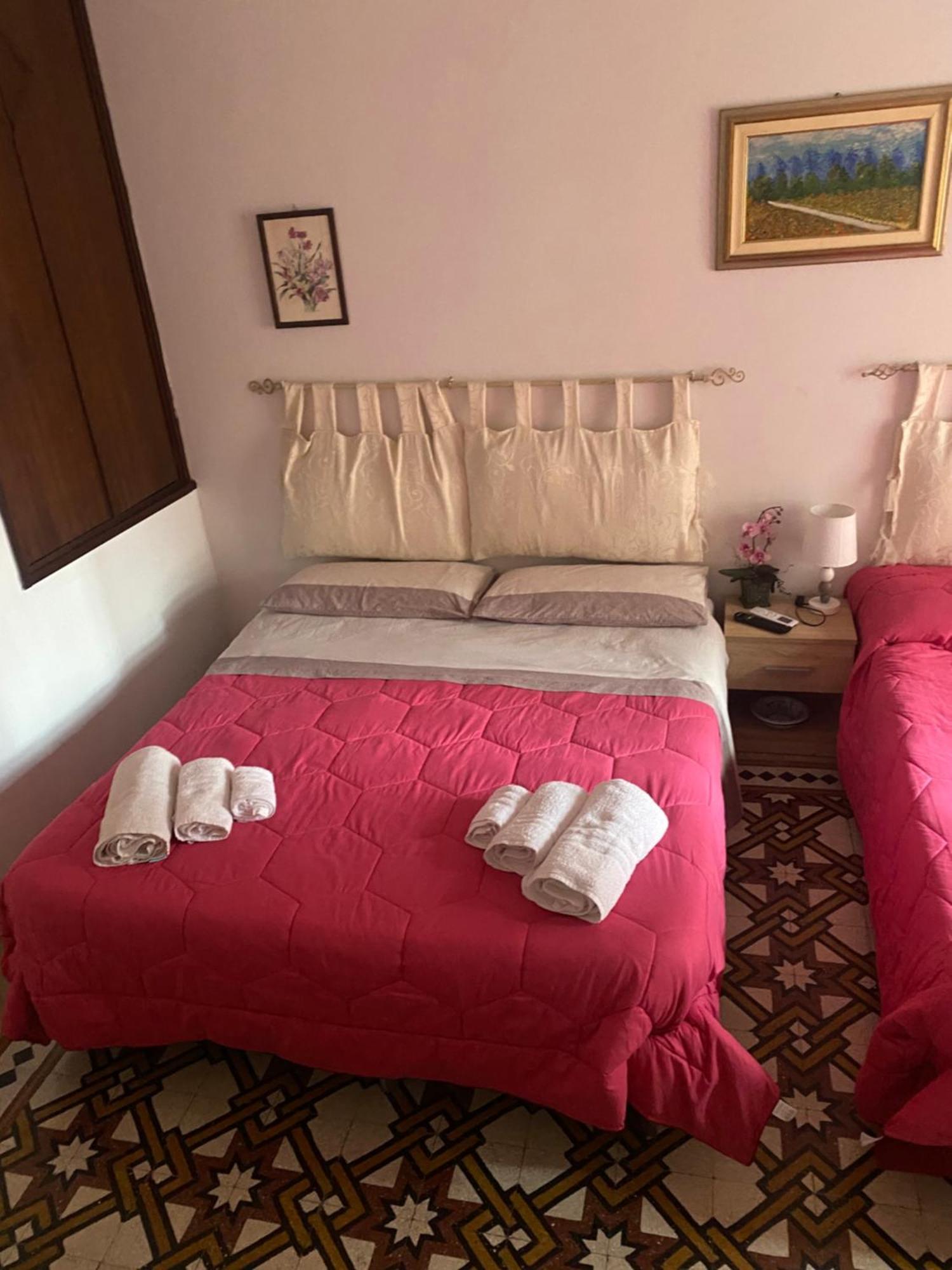 B&B Con Cucina La Ninfea Caltagirone Exterior photo